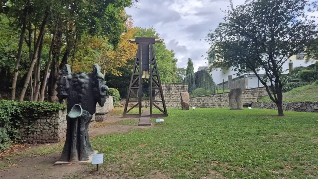 Galéria sôch v Horskom parku